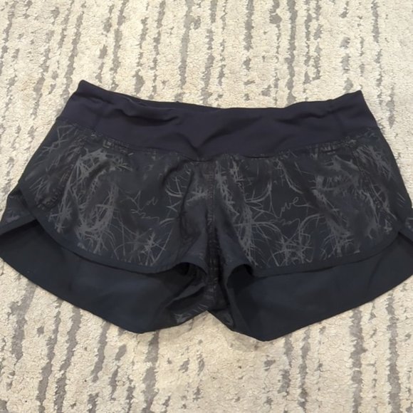 Rare Lululemon speed up short black with bird nest scribble - Picture 4 of 8